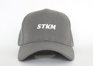 Gorra curvy STKM - 4 colores diferentes - Stockholm Co. - Gorra - accesorios